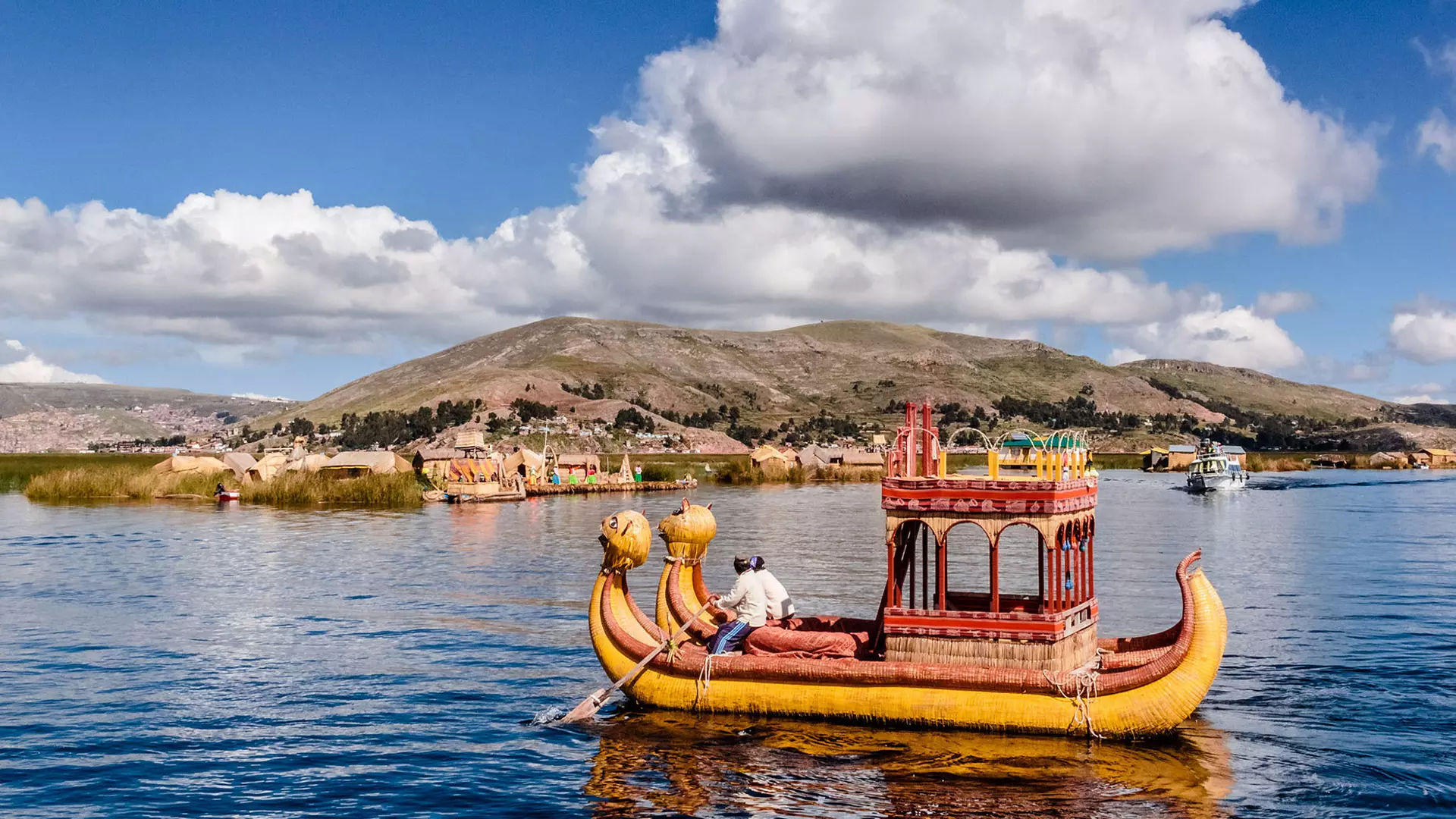 Isla Flotante de los Uros