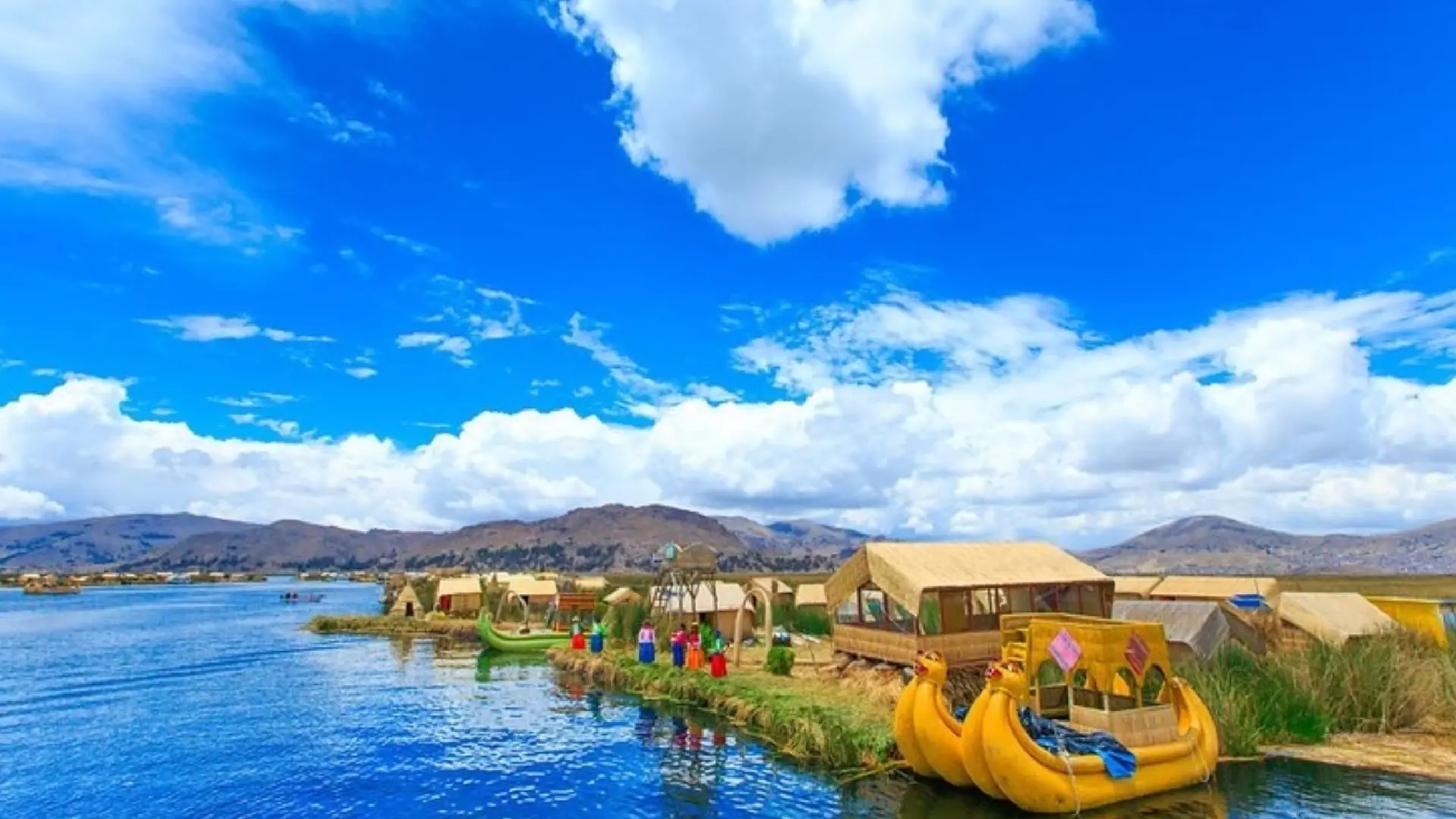 Isla Flotante de los Uros